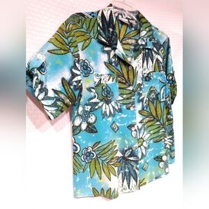 Chico's Hawaiian Shirt Top Short Sleeve Button Front Blue Green Small Chest 38"